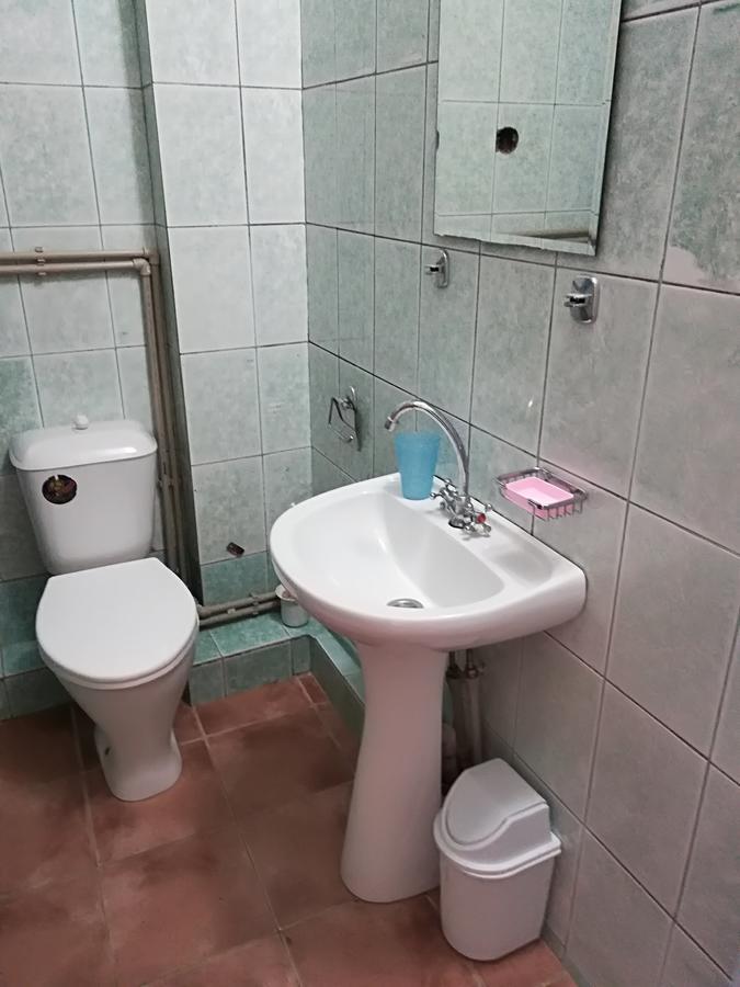 Гостиница Ива Гагра Экстерьер фото